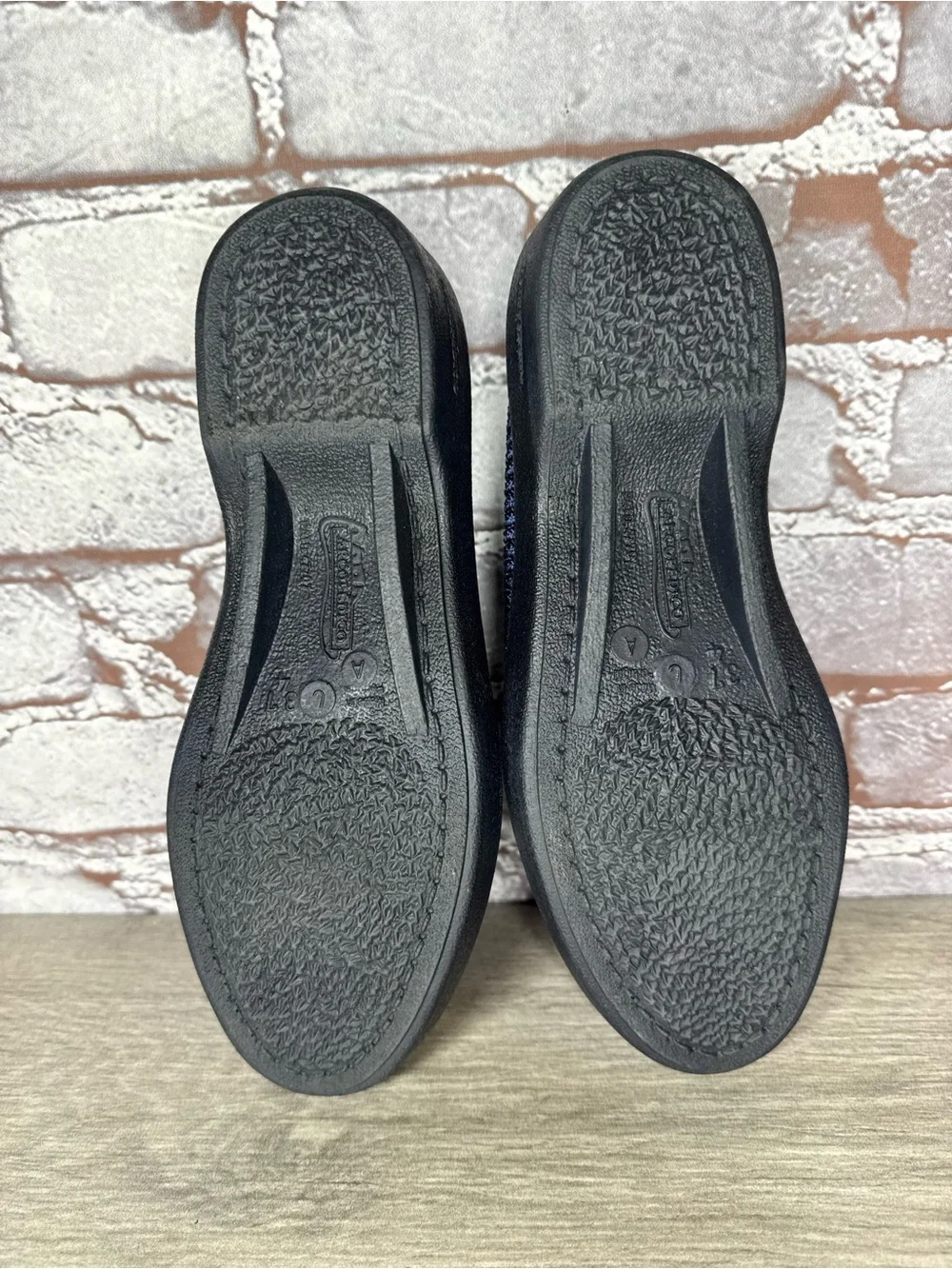 Arcopedico selling blue